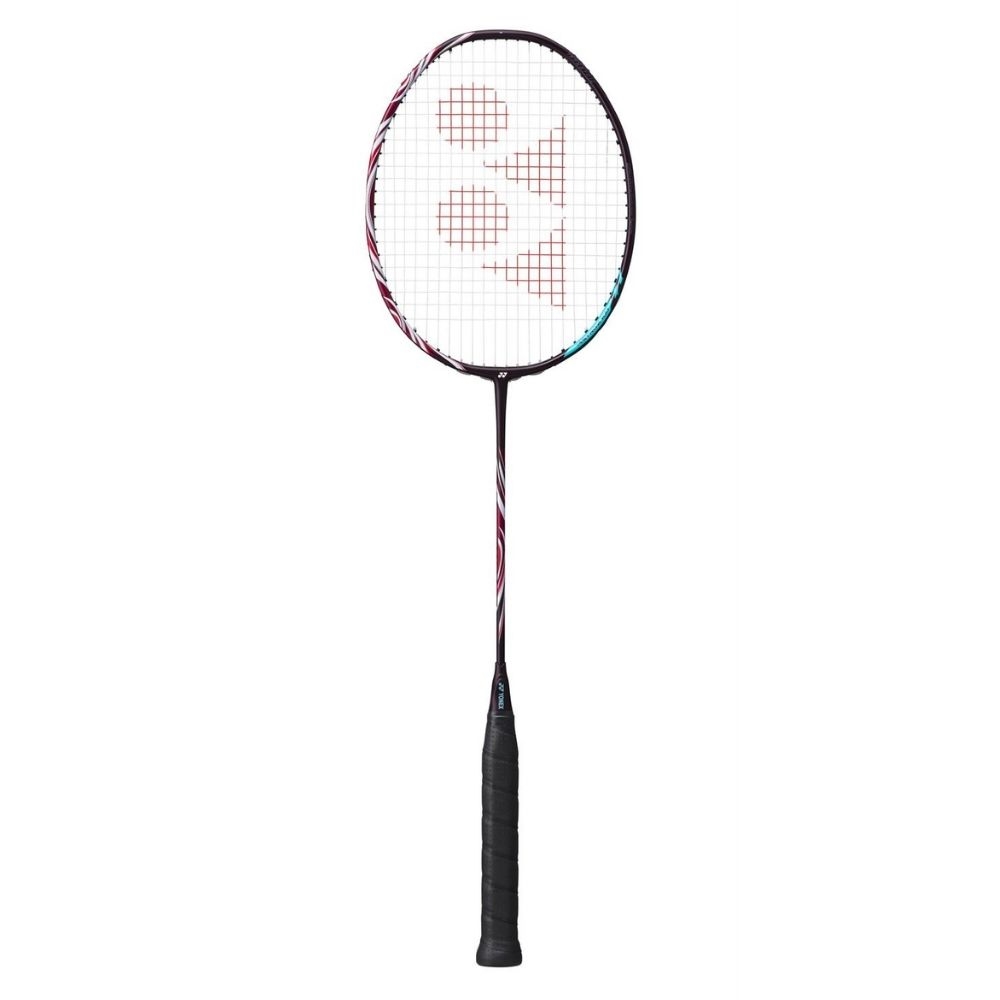 Se Yonex Astrox 100 ZZ Kurenai hos Badmintonshoppen.dk